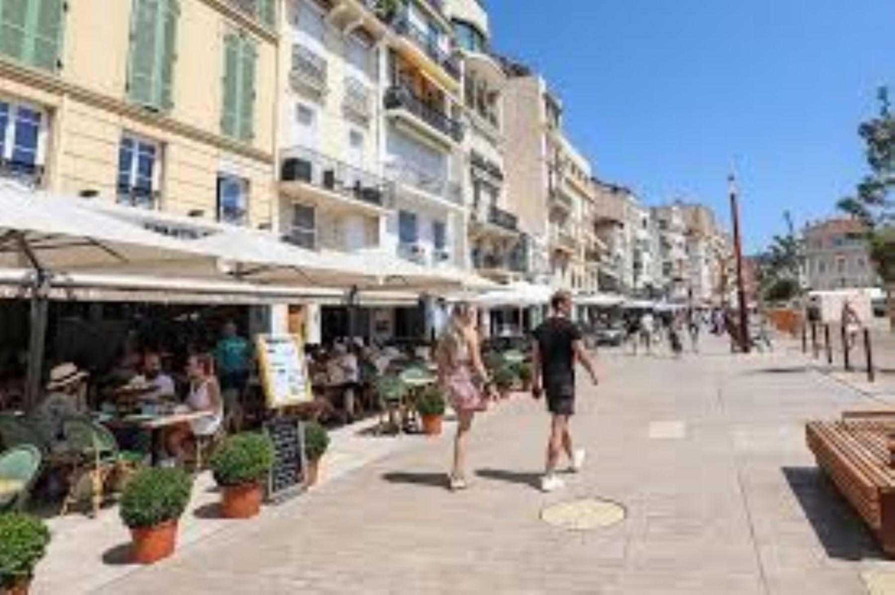 Superbe Duplex Idealement Situe Proche Plages Avec Grande Terrasse Vue Port !L A1B59 Канны Экстерьер фото